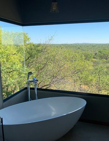 Kifaru Luxury Lodge & Bush Camp
