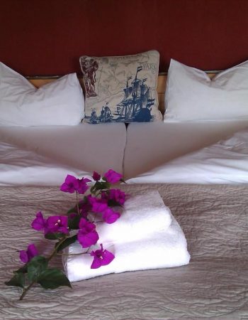 A la Mer Hotel