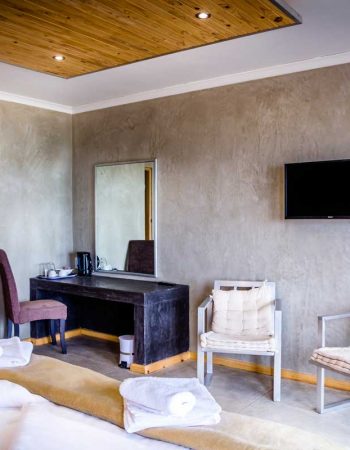 A la Mer Hotel