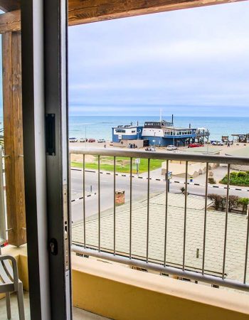A la Mer Hotel