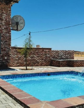 Daures Eco Lodge and Campsite